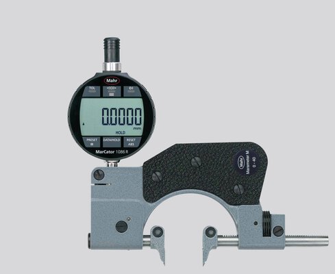 Precision pointer snap gage for base tangent length measurement