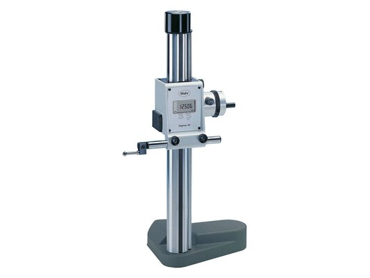 Manual height measuring instruments